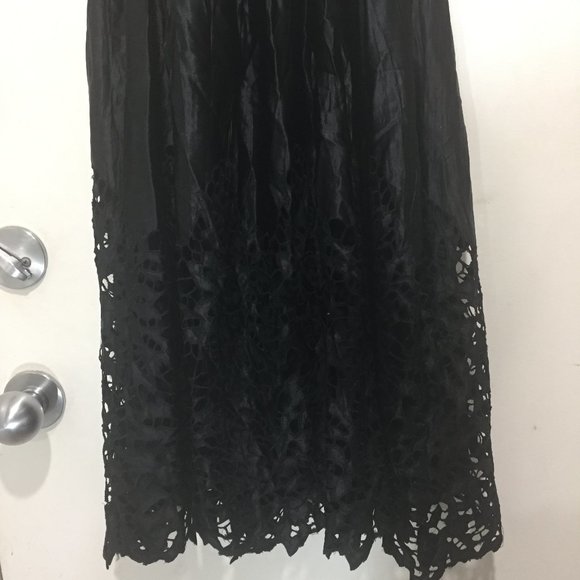 BCBG MIDI SILK LACE DRESSES SIZE XS - Picture 9 of 12